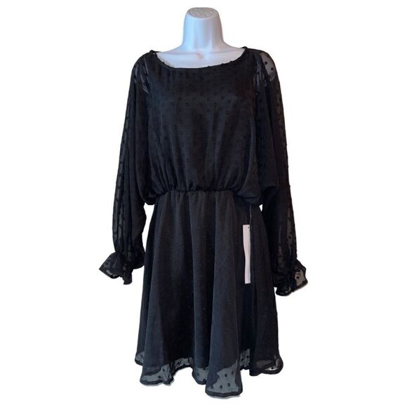 Lumiere Dresses & Skirts - Urban Outfitters Lumiere Black Long Sleeve Swiss Dot
Dolman Dress Size Large